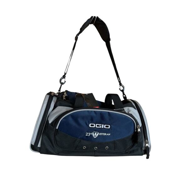 OGIO All Terrain duffel bag, side zipper areas, adjustable shoulder strap - Picture 1 of 9